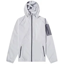 home.useCases.sportswear.title